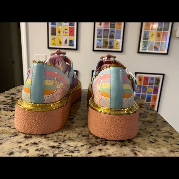 NIB Irregular Choice Hello Kitty Memories and Smiles Size 38 - Picture 5 of 6